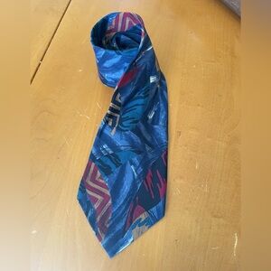 Christian Dior silk abstract pattern tie blue